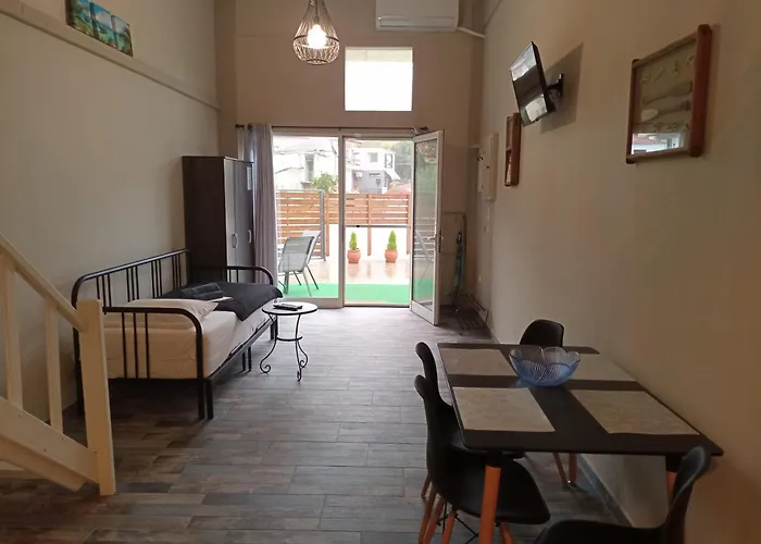 Xristos Apartment And Maisonettes